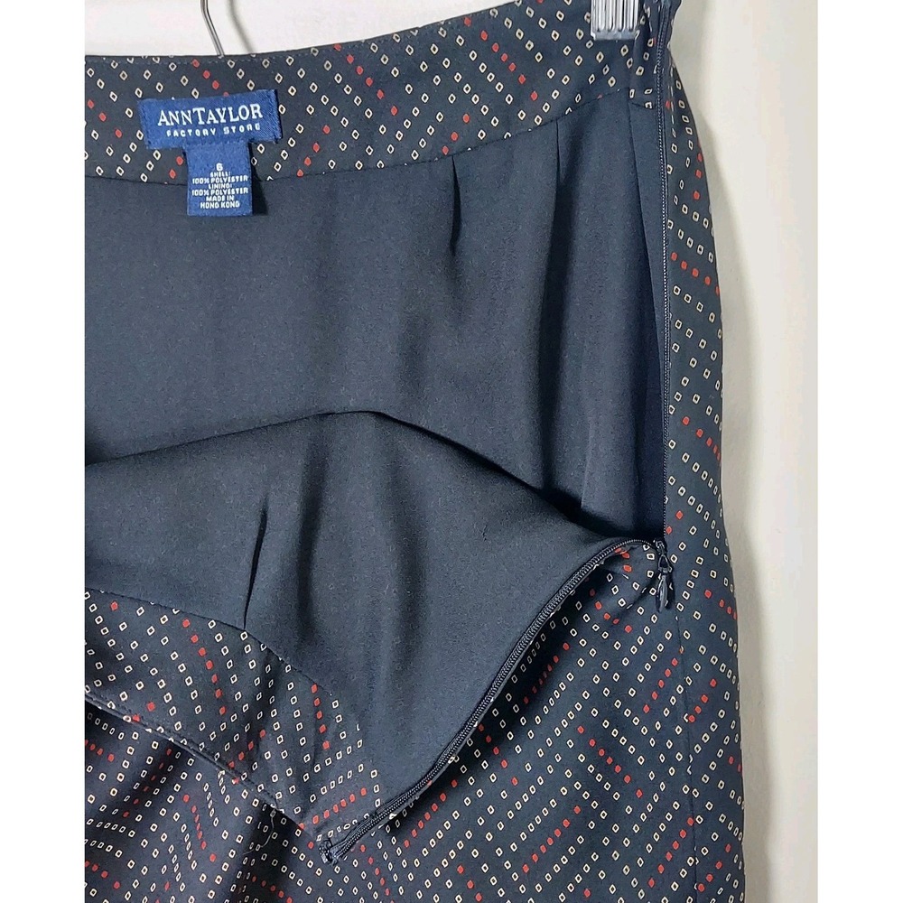 Ann Taylor Factory Lined Flounce/Flowing Skirt Black/Red Size 6 Women - Picture 4 of 8